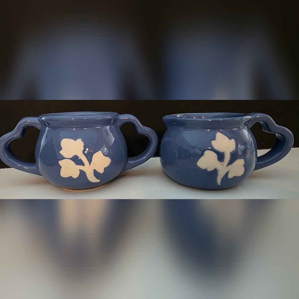 Hermitage Pottery Sandstone Small Creamer & Sugar Bowl Vibrant Blue White Flower